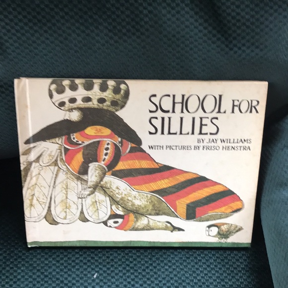 “ School for Sillies” Hardback kids book by Jay Williams - Picture 2 of 12